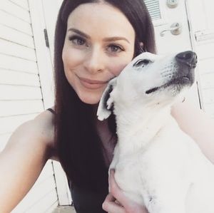 Meet your Posher, Cynthia